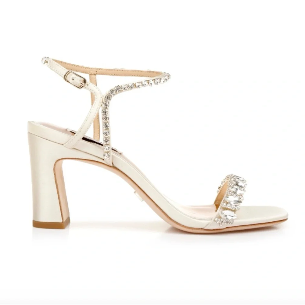 Badgley Mischka Marilee Jeweled Heels Women's Size 6 - Picture 7 of 8